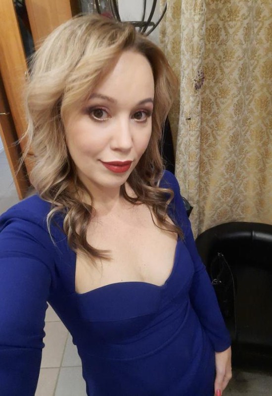 Lilu • 37 • Russia