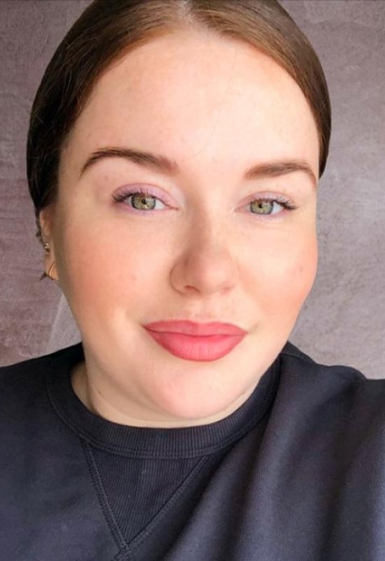 Ksenia • 30 • Russia