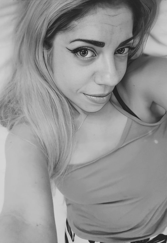 Alisa • 37 • Israël