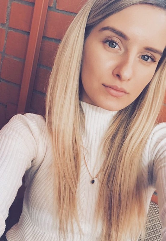 Nastasia • 35 • Russie