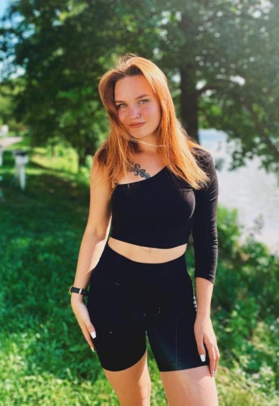 Verinika • 25 • Russie