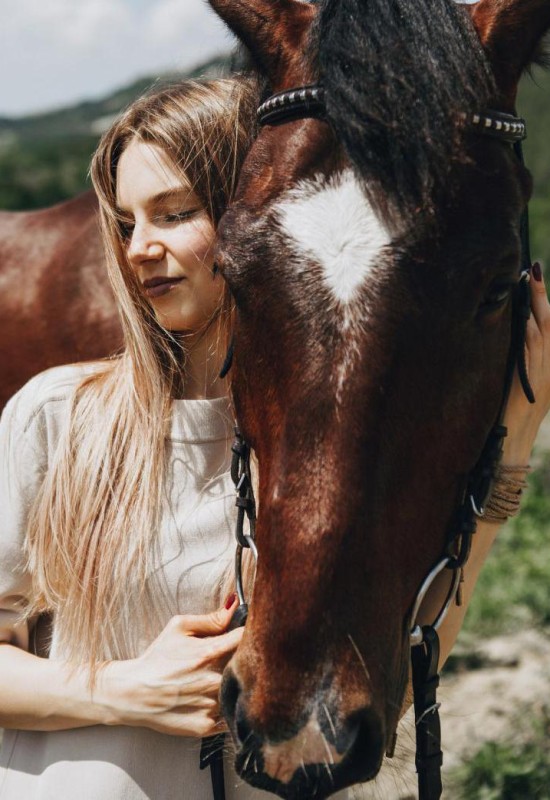 Mari • 33 • Ukraine