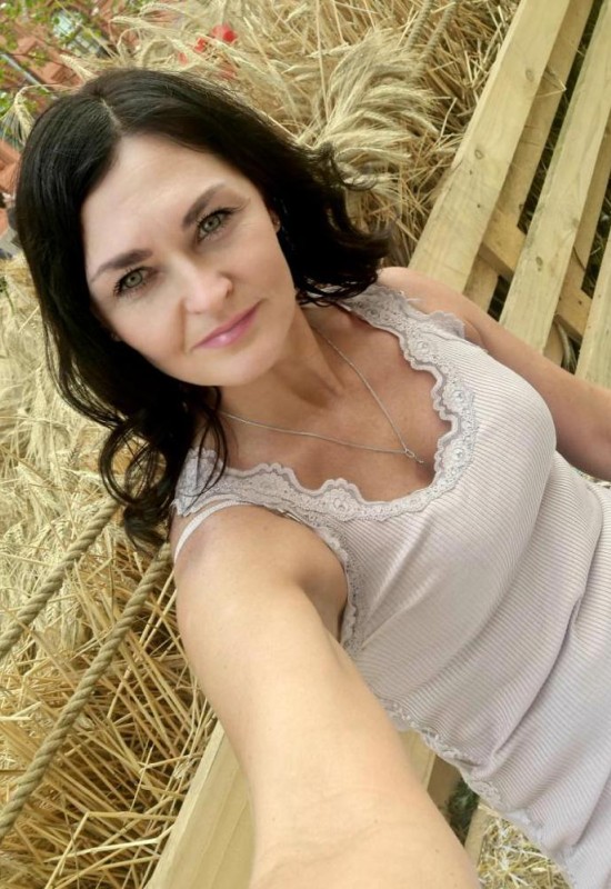 Diana • 44 • Білорусь