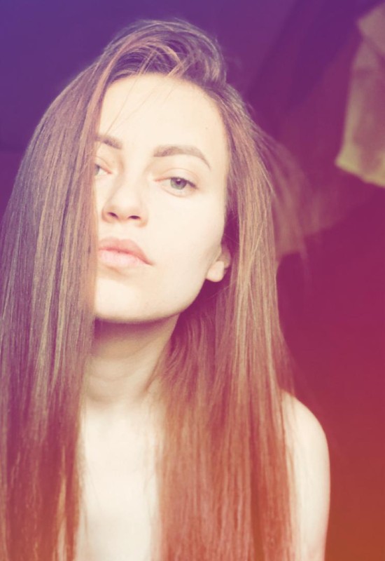 Karina • 27 • Ukraine