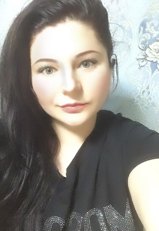 Natacha • 32 • Russie