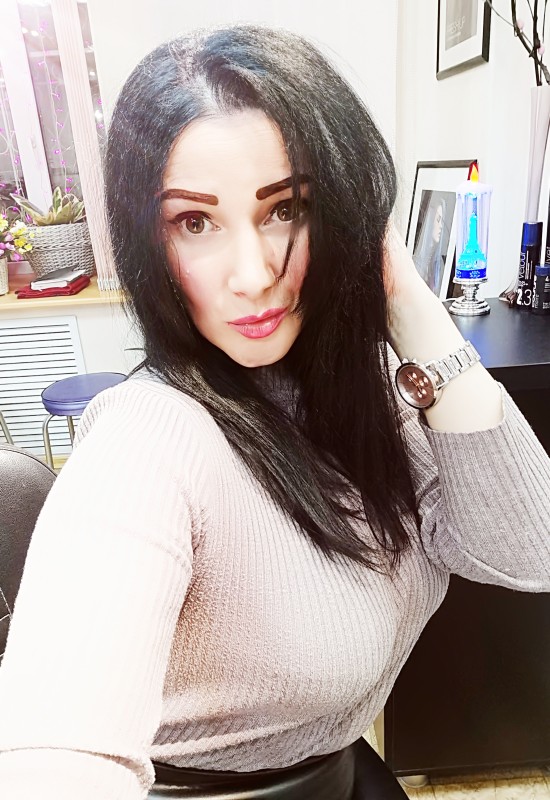 Anastasia • 40 • Russie