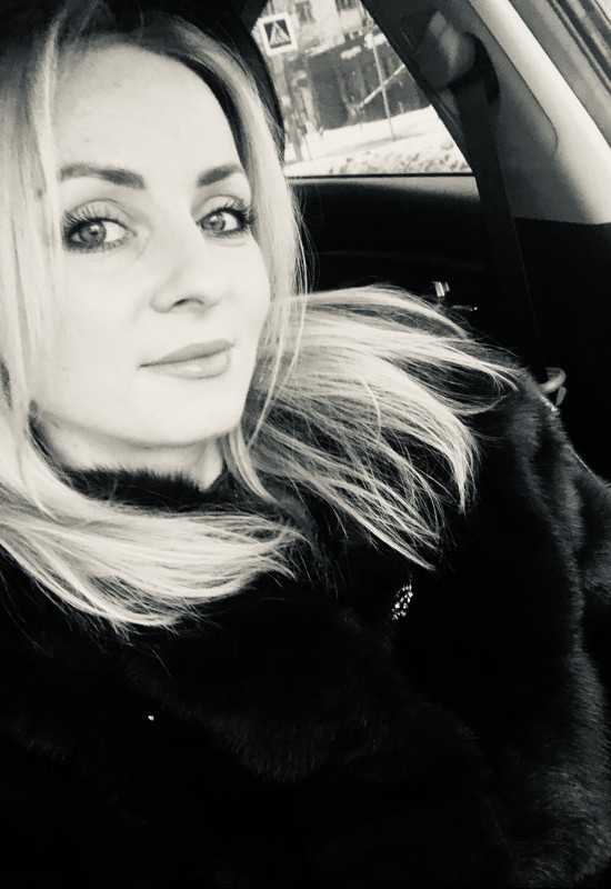 Macha • 38 • Russia