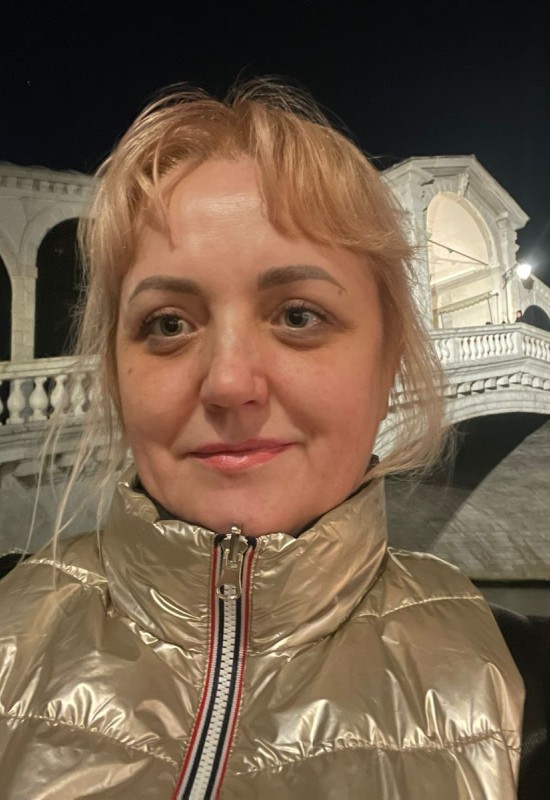 Irina  • 43 • Russia