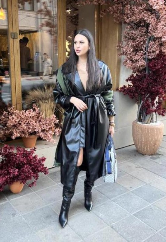 Anna • 27 • Russia