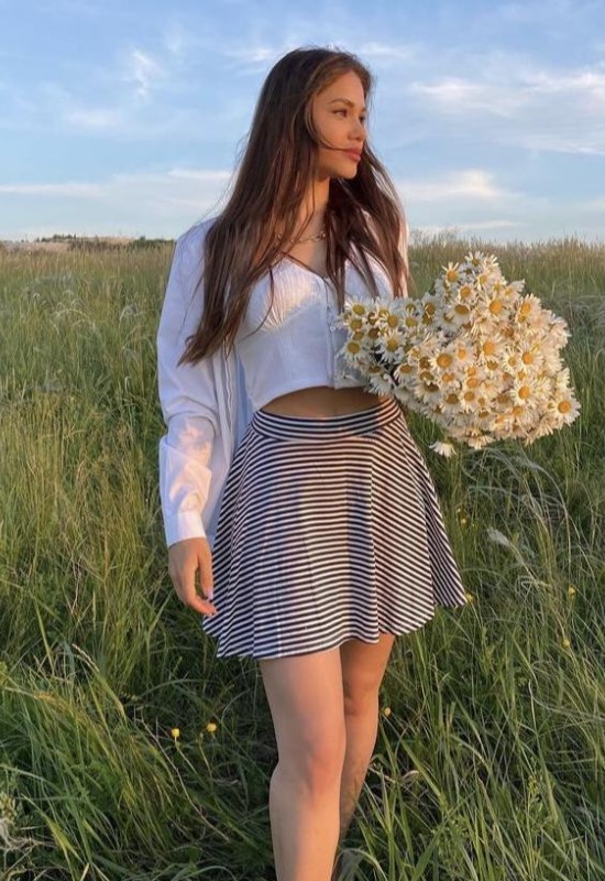 Anna • 24 • Russia