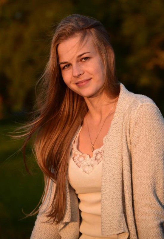 Nastya • 40 • Russia