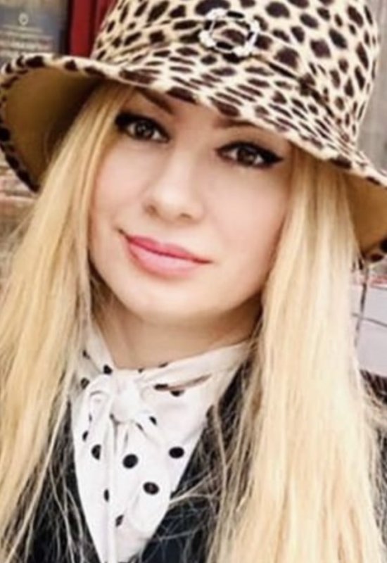 Elena • 54 • Russia