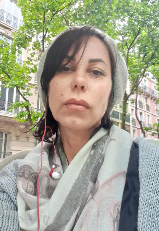 Ekaterina • 49 • Moldavie