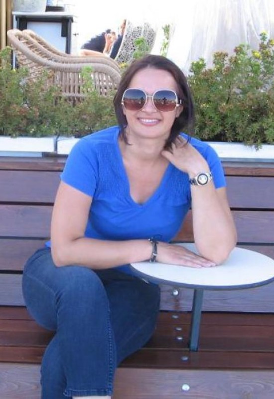 Irina • 37 • Russia