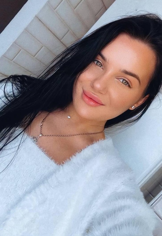 Alii • 21 • Ukraine