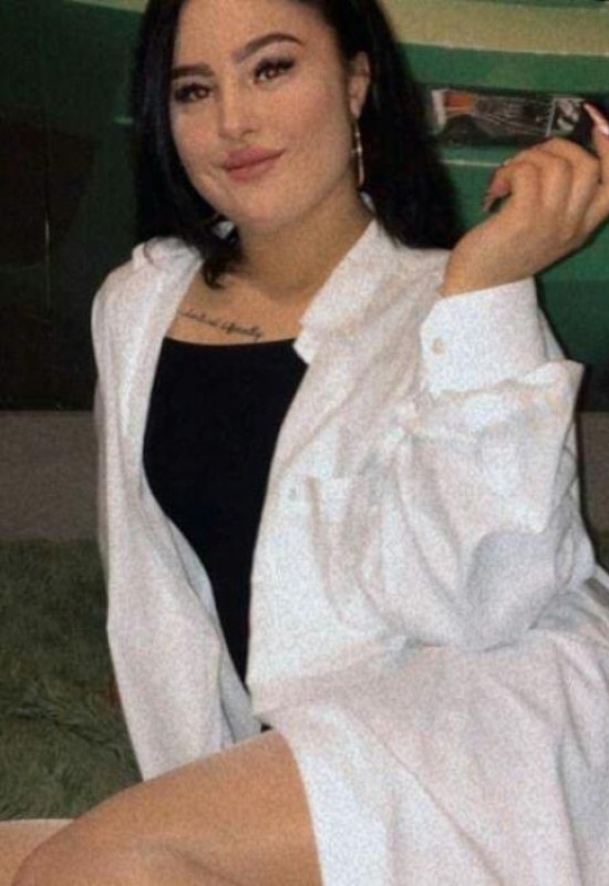 Ilona • 25 • Ukraine