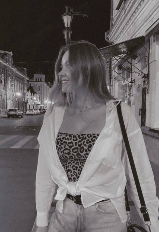 Milana • 30 • Russia