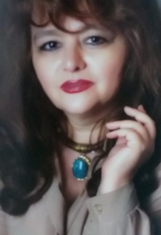 Svetlana • 56 • Russie