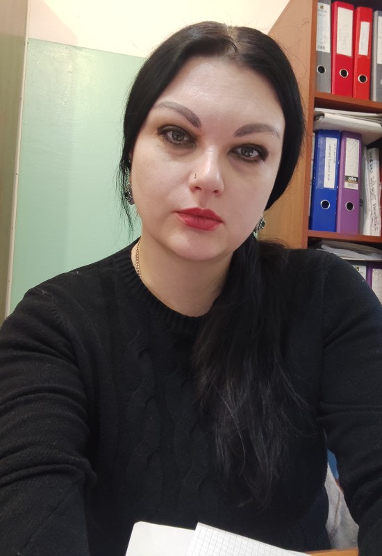 Anastasia • 40 • Україна