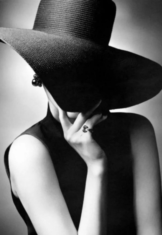 Alina • 44 • Russia