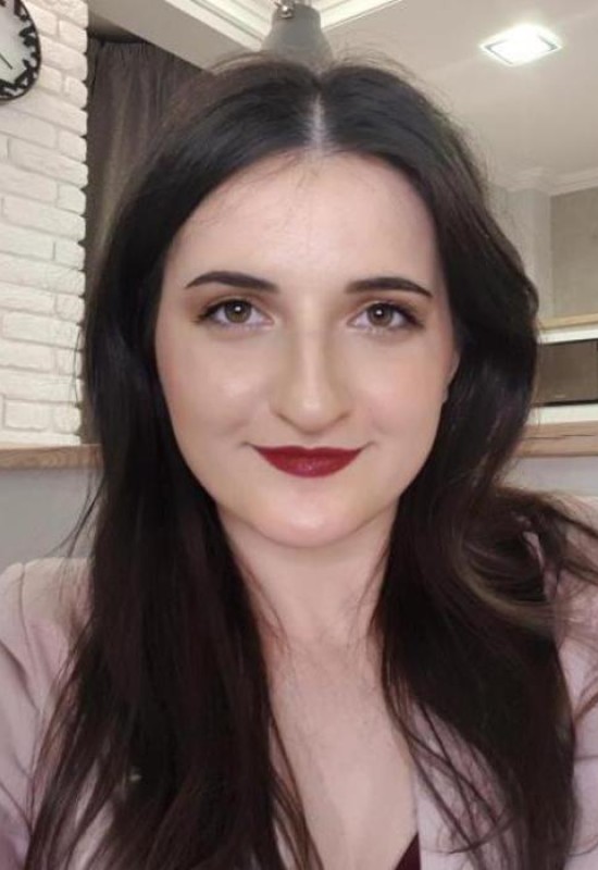 Viktoria • 30 • Росія