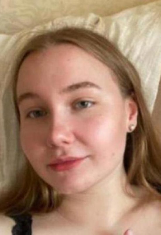 Daria • 23 • Finlande