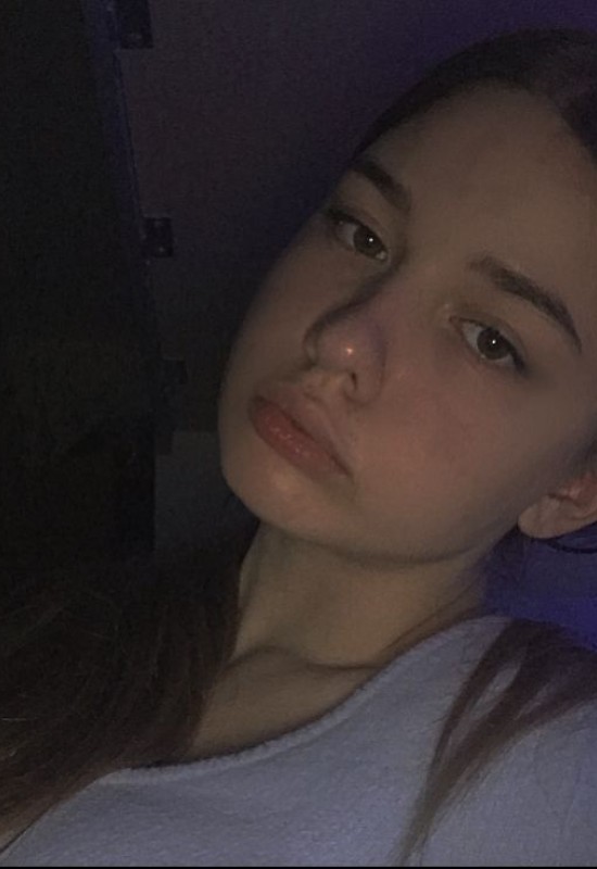 Alena • 21 • Russia