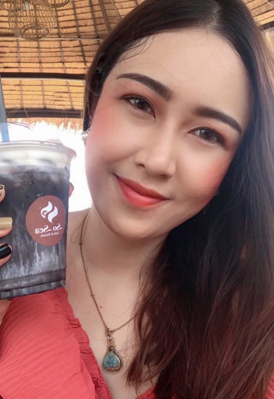 Daranee • 27 • Cambodia