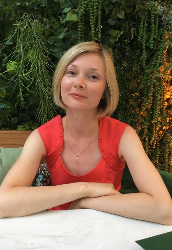 Olga • 41 • Austria