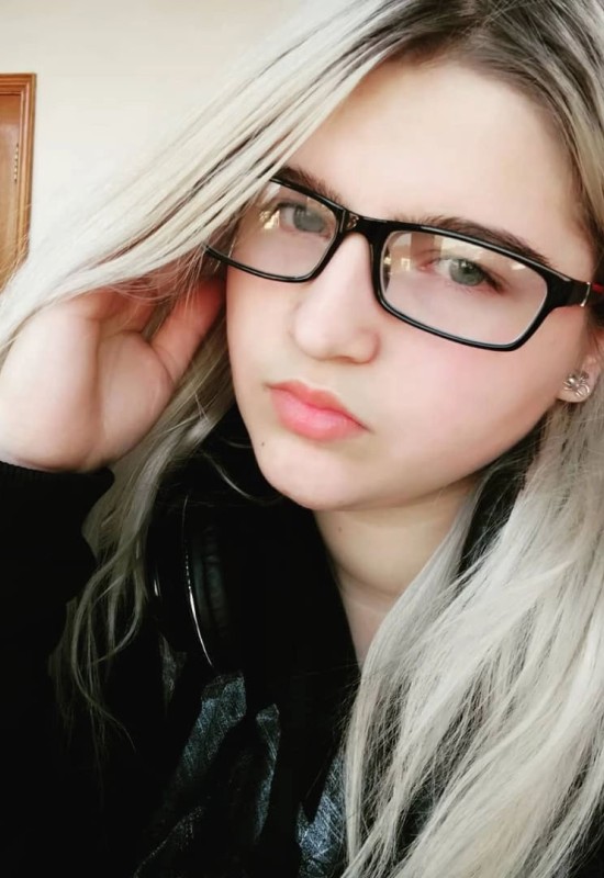 Elena • 21 • Russia