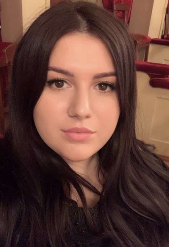 Eleonora • 33 • Russie