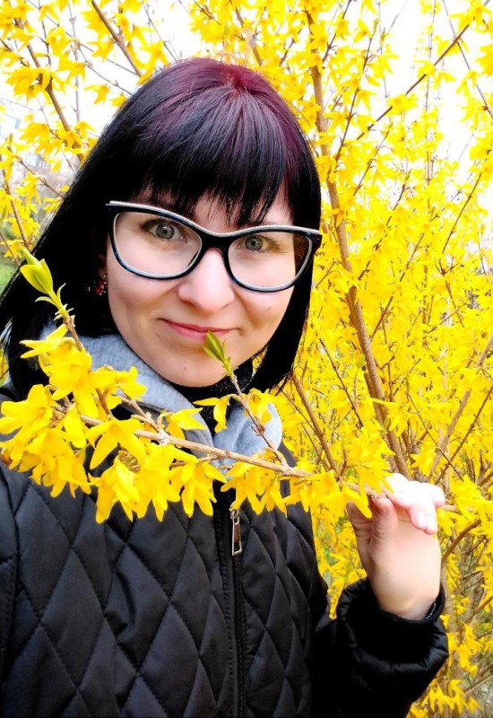 Ekaterina • 33 • Russia