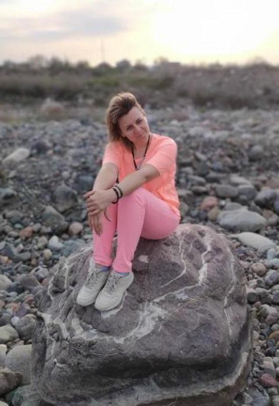 Anna • 41 • Казахстан