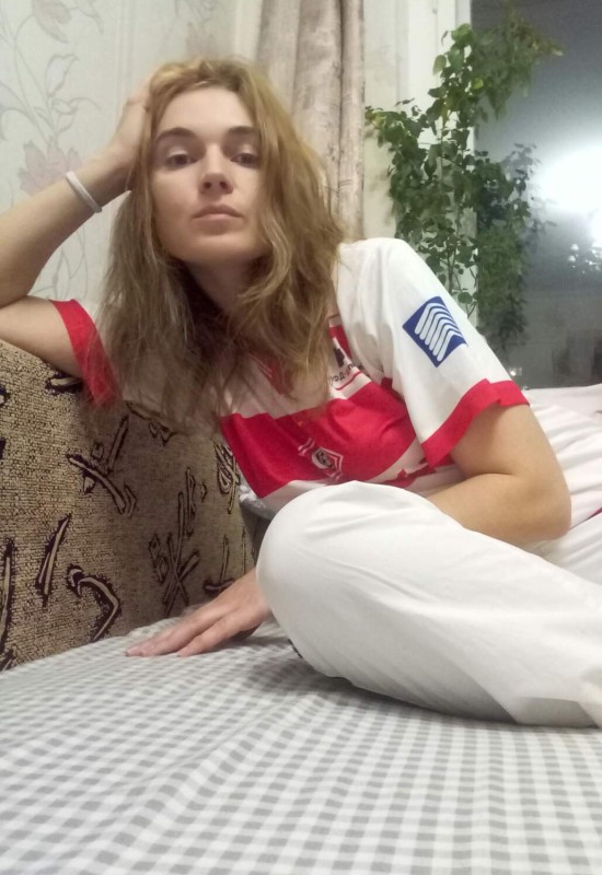 Mira • 44 • Russia