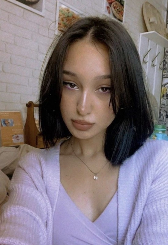 Alisa • 27 • Russia