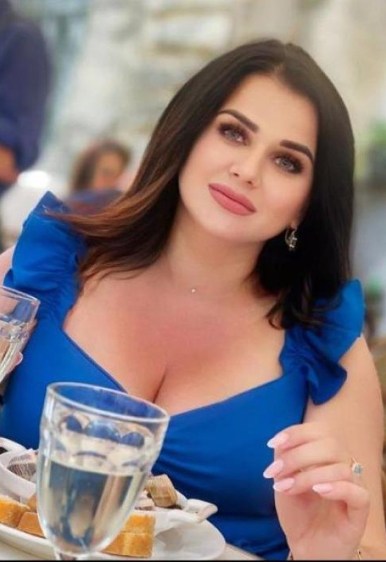 Mila • 40 • Ukraine