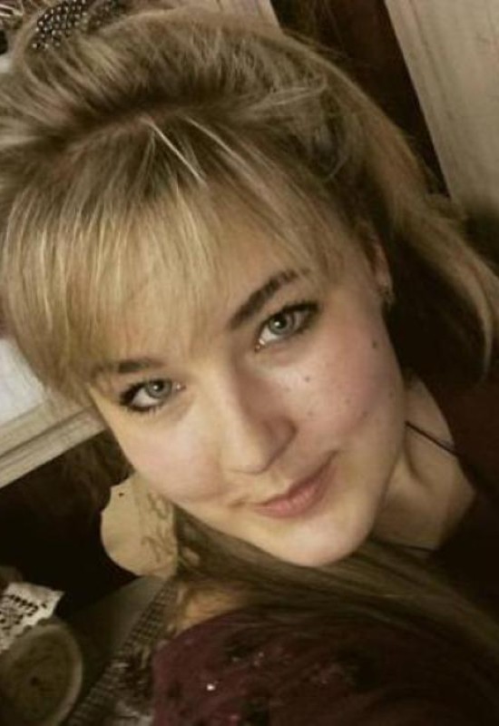 Alesya • 36 • Ukraine