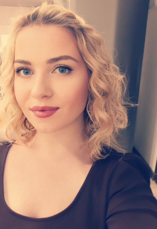 Alla • 33 • Україна