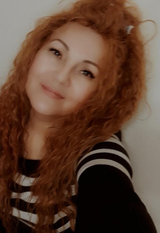 Elisheva • 47 • Russie