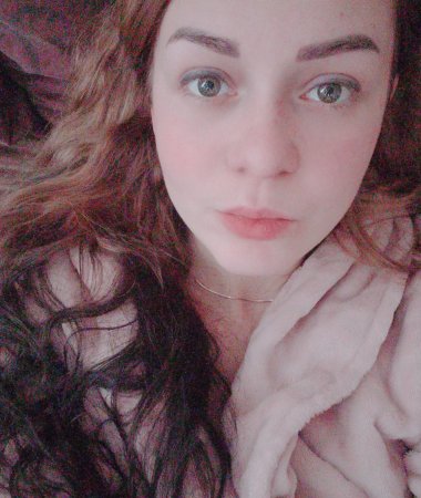 Zina, 34