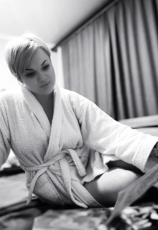 Maria • 41 • Russia