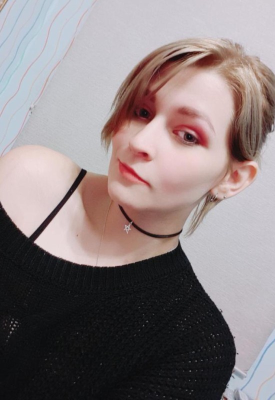 Mary • 26 • Russie