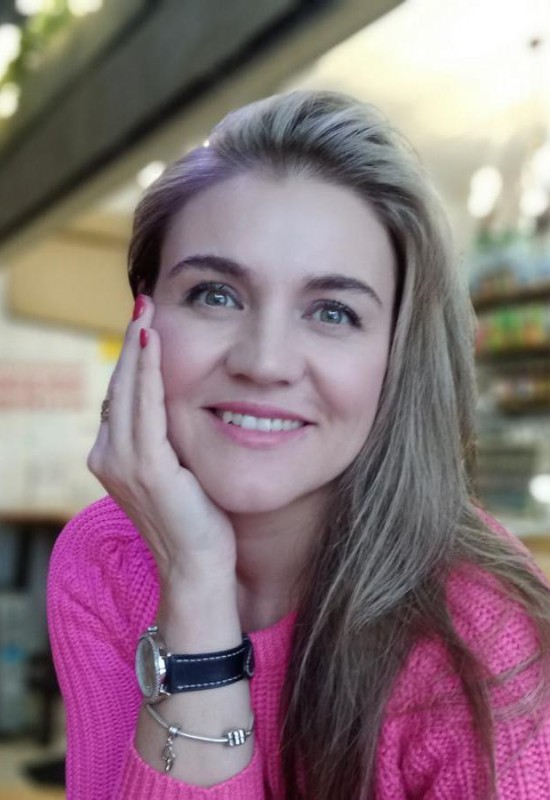 Nailya  • 48 • Russie