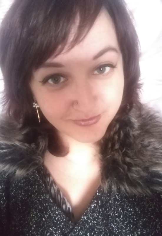 Alena • 40 • Ukraine