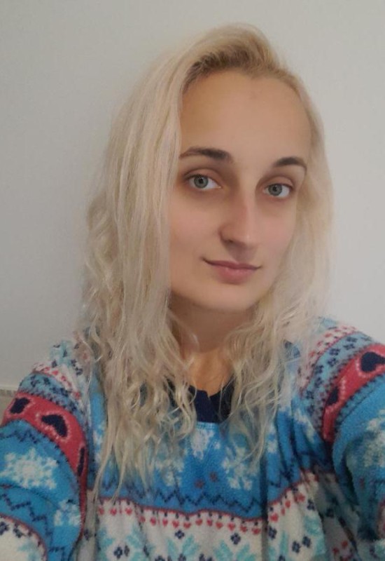 Olya • 32 • Ukraine 🇺🇦