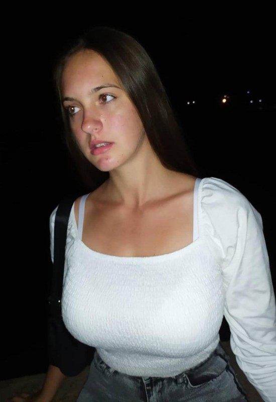 Polina • 23 • Ukraine