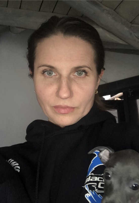 Viktoria • 49 • Russia