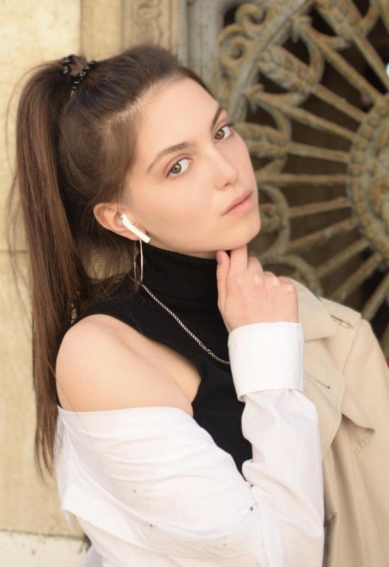 Yuna • 22 • Ukraine