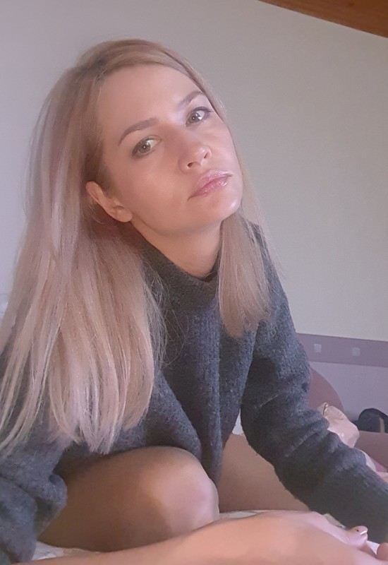 Elen • 44 • Russie