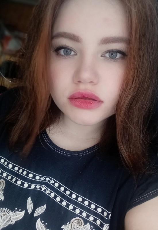 Apollinaria • 24 • Russie